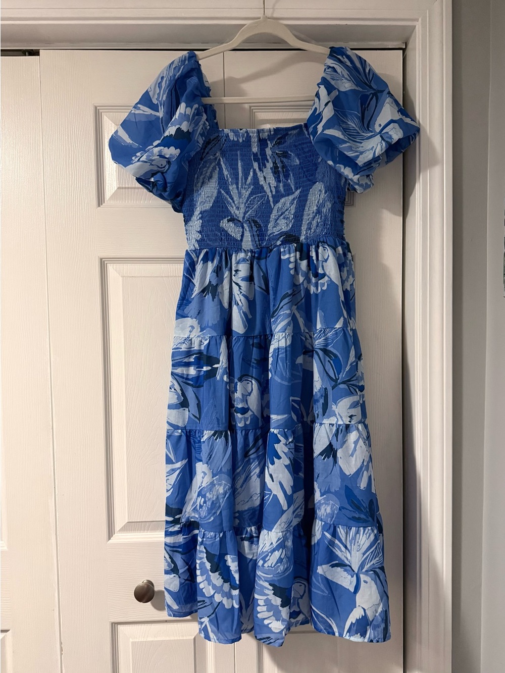 Blue Floral Puff-Sleeve Women’s Dress - Picture 3 of 3